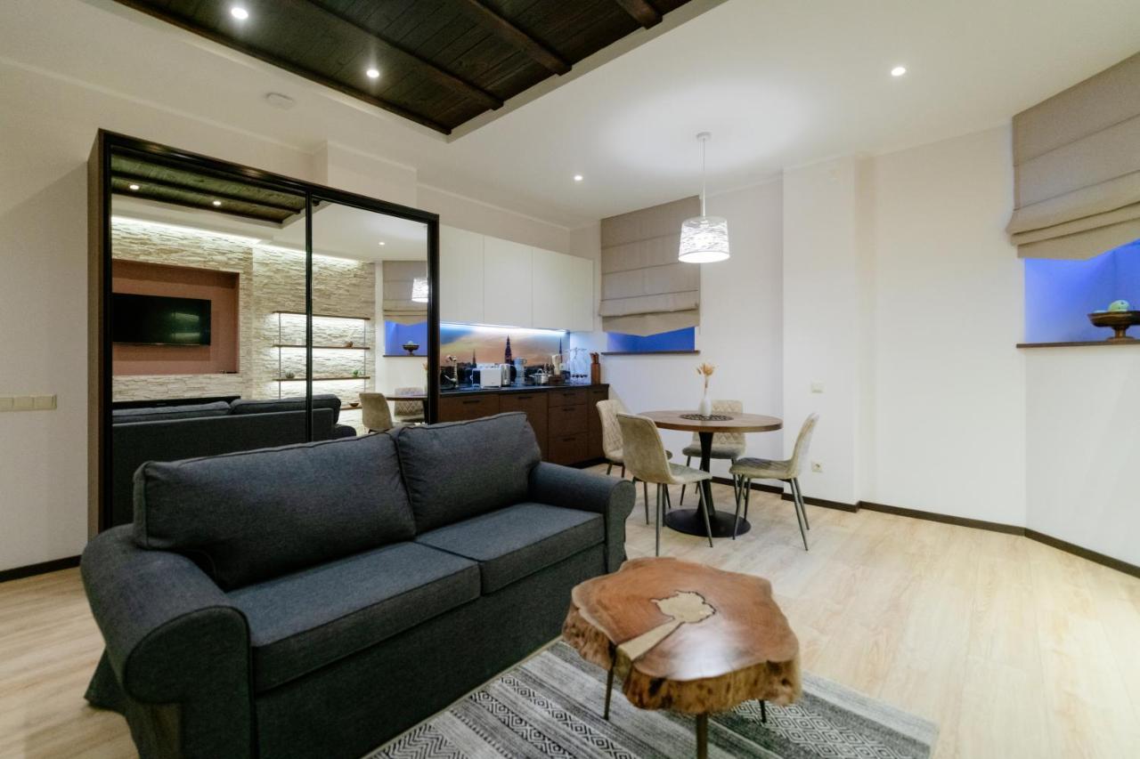 Riga Premium Apartments - Ground Floor With Separate Entrance Екстериор снимка